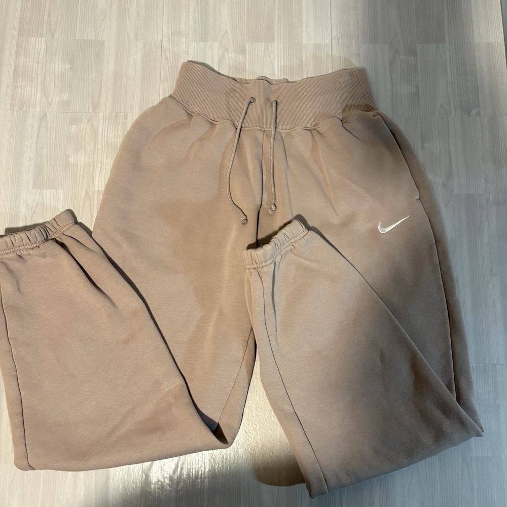 Nike Sportswear Phoenix Fleece Sweatpants Women's Size XS Beige Oversized